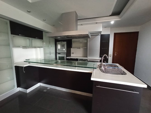 Imagen 12 de 30 de Yosmar & Fernando Alquilan Apartamento En Terrazas Del Country Guataparo Res Amazonas Golf Club