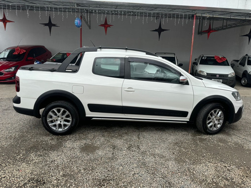 Volkswagen Saveiro 1.6 16v Cross Cab. Dupla Total Flex 2p