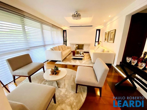 Imagem 3 de 15 de Apartamento - Moema Pássaros - Sp - 624864