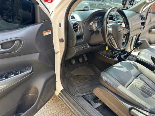 Nissan Frontier 2.5 Diesel 4X4