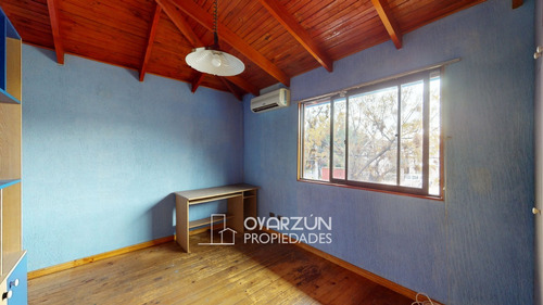 Casa En Venta De 5 Dormitorios 3 Baños 3 Estacionamientos