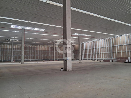 Bodega De 1.276 M² Centro Logístico - Pudahuel