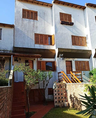 Imagen 13 de 14 de Casa En Venta - 4 Dormitorios 3 Baños 2 Cocheras - 250mts2 - San Bernardo Del Tuyu