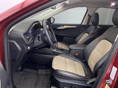 Ford Escape Titanium Hev