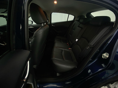 Imagen 22 de 25 de Mazda 3 Sport Touring 2.0