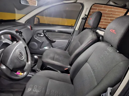 Renault Sandero 1.6 Gt Line