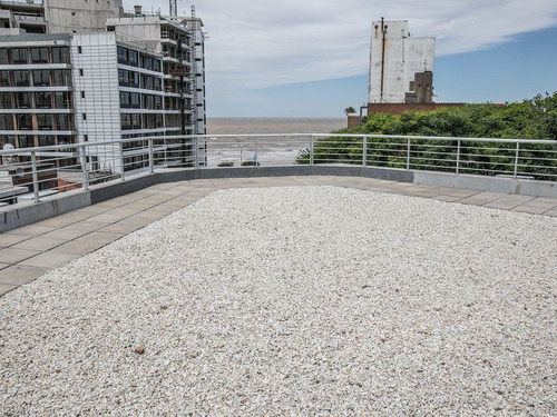 Apartamento En Venta En Malvin Ref. 7605