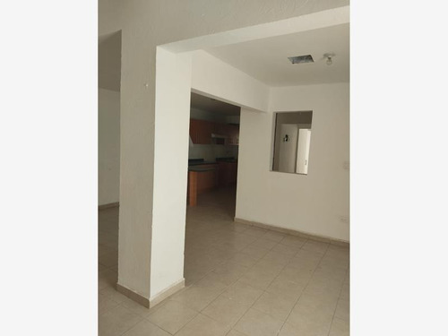 Imagen 5 de 12 de Casa Sola En Venta La Amistad