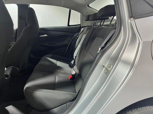 Chevrolet Onix plus 1.0 Lt 2 4P
