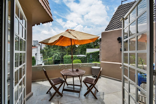 Imagen 3 de 27 de Casa En Venta Calle Cerrada, Exclusiva Zona Residencial, Lom