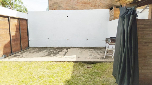 Imagen 8 de 22 de Venta Duplex E Dormitorios Palmas Del Claret Con Seguridad