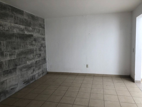 Imagen 19 de 30 de En Venta Casa En Fracc. La Loma, Royal Country