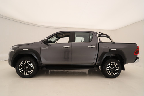 Toyota Hilux 2.8 Cd Srx 177cv 4x2 At