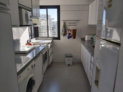 Imagen 5 de 12 de Penthouse, Parrillero Propio, Vista Al Mar
