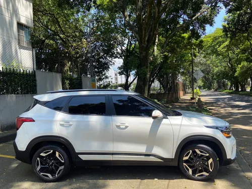 Kia Seltos 2.0 Zenith 4X2