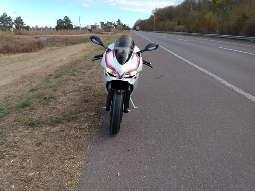 Imagen 2 de 7 de Ducati Panigale 959