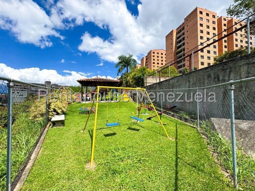 Agp Apartamento En Venta En Colinas De La Tahona, Con A/a, Bella Áreas Sociales 25-12860 Ys
