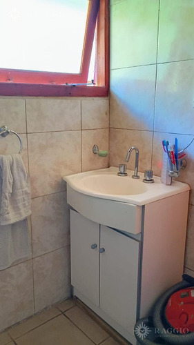 Casa De Cinco Ambientes En Terreno De 2500 M2 (so-32)
