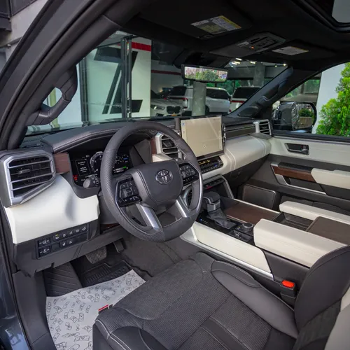 Toyota Sequoia Capstone 3.5