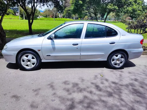 Renault Megane 1.6 Unique