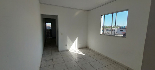 Vendo Casa Sobrado Com 3 Alugueis Sobrado Tem Tres Casas Todas Com Agua E Luz Independente Proximo A Tudo