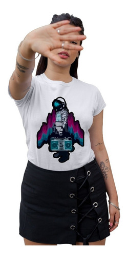 Camiseta De Astronauta Pequeño Para Mujer Animada Barata