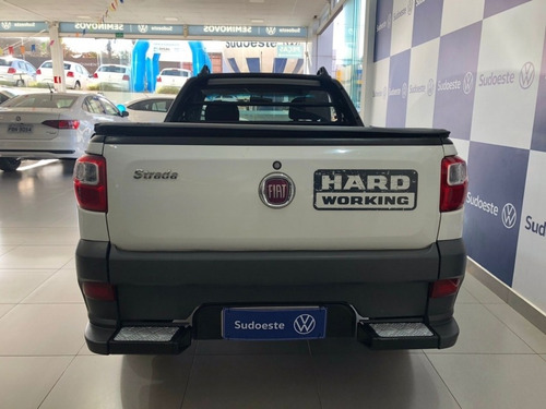 Imagem 5 de 11 de Fiat Strada Hd Wk Cc E