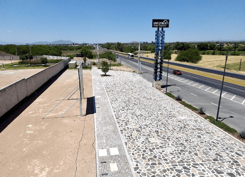 Terreno En Tequisquiapan Querétaro. Terreno Comercial, En El Mejor Condominio Premium De La Región, Plaza San Jorge.