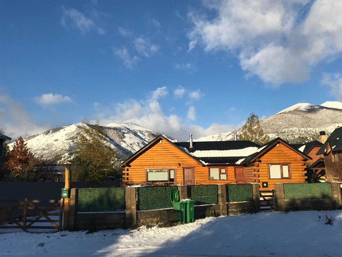Imagen 2 de 22 de Alojamiento Ruca Wenüy (cabaña De Amigos/as) Bariloche