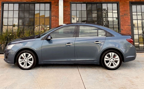 Imagen 5 de 10 de Chevrolet Cruze 2014