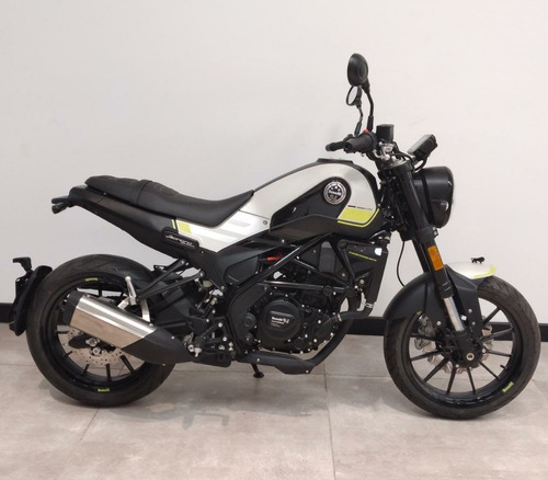 Imagen 14 de 20 de Benelli Leoncino 250 Abs