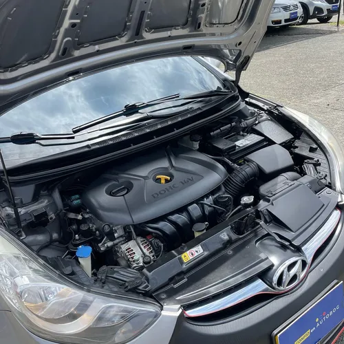 Hyundai Elantra 1.8 I35 Gl Mt