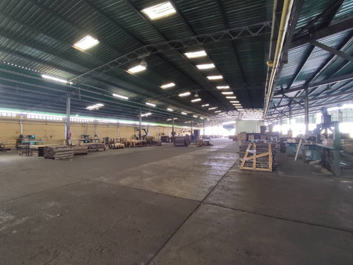 Se Vende Galpòn En La Zona Industrial El Nepe, Municipio Guacara A 500 M De Ciudad Traki. - Ivlp