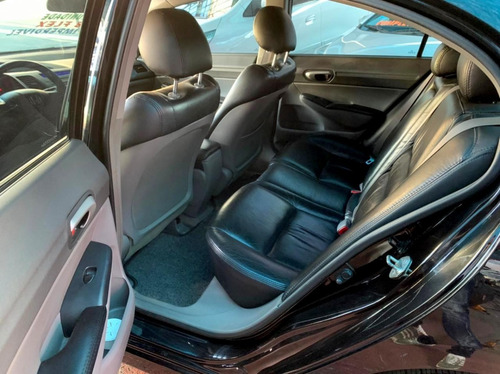Imagem 9 de 15 de Honda Civic 1.8 Lxs 16v Flex 4p Manual