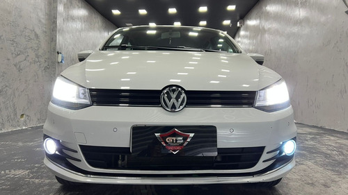 Imagem 3 de 16 de Volkswagen Fox 1.6 Highline 2017