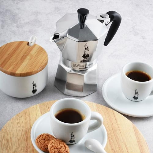 Imagem 3 de 3 de Cafeteira Bialetti Nuova Moka Express - 9 Xícaras Original