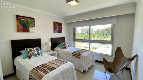 Imagen 22 de 29 de Departamento En Venta Torre Lobos. - Punta Del Este Brava