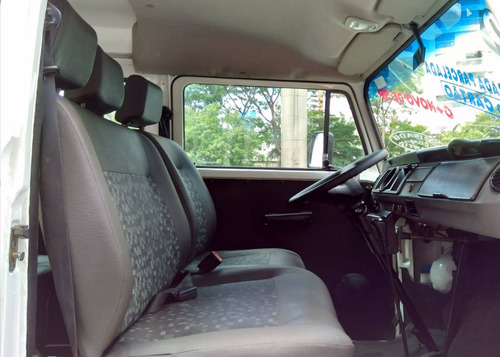Imagem 9 de 16 de Volkswagen Kombi 1.4 Flex 2013 K