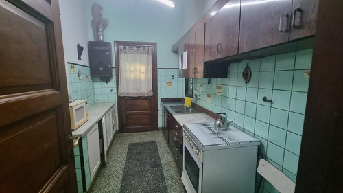 Fracción De 8800 Metros Sobre Av. Hipolito Yrigoyen, Zona Cruce Varela
