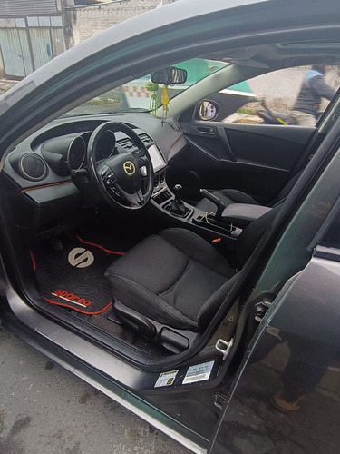 Mazda Mazda 3 2.5 S 6vel Qc Abs R-17 Mt