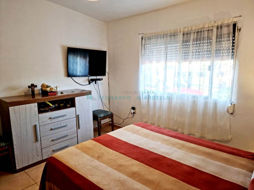 Imagen 9 de 21 de Colonia Del Sacramento- Casa De 2 Dormitorio Con Buen Parque
