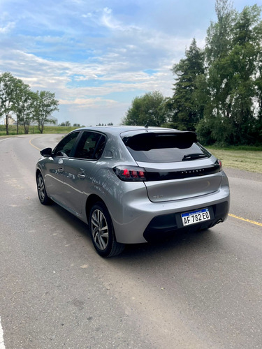 Peugeot 208 1.6 Feline Tiptronic