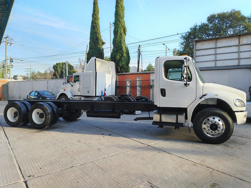 Freightliner M2 Torton