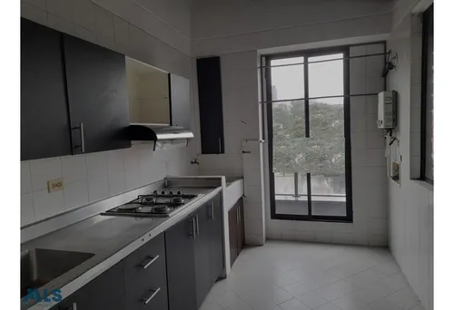 Venta De Apartamento Con Excelente Ubicación En E...(mls#252423)