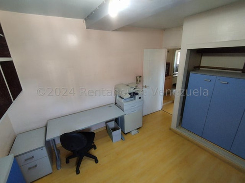 Oficina En Venta El Recreo 24-23942