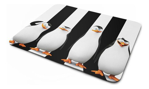 Mouse Pad Pinguins Cor Branco Desenho impresso Pinguins de Madagascar