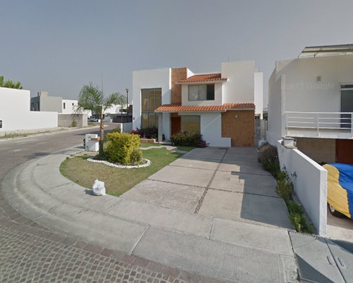 Um- ¡¡¡casa En Juriquilla Queretaro En Remate Bancario!!!