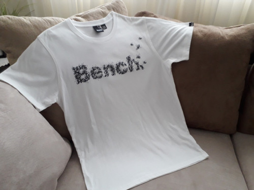 Franela Hombre Talla L, Marca Bench, Standard Fit, Oferta!!