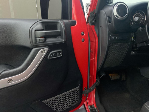 Imagen 15 de 25 de Jeep Wrangler Unlimited 3.6 2014