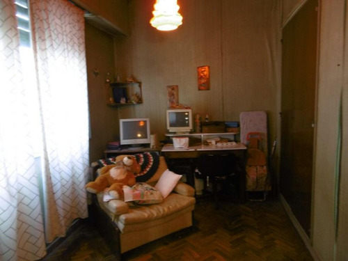 Vivienda Multifamiliar. 2 Ph C/ Entr Indep. + Cochera +local